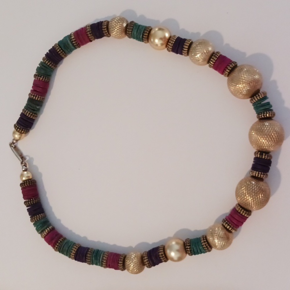 Dauplaise statement necklace